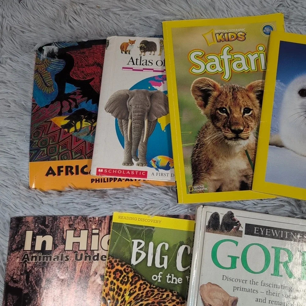 Random Lot of 20 Children Books‎ Animals Homeschool Gorilla Bears Cats